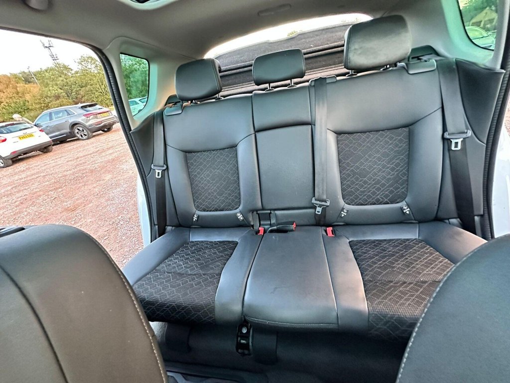 Used Peugeot 3008 2015 for sale - 76185150: Photo 21