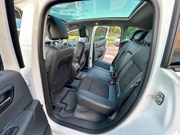 Used Peugeot 3008 2015 for sale - 76185150: Photo 22