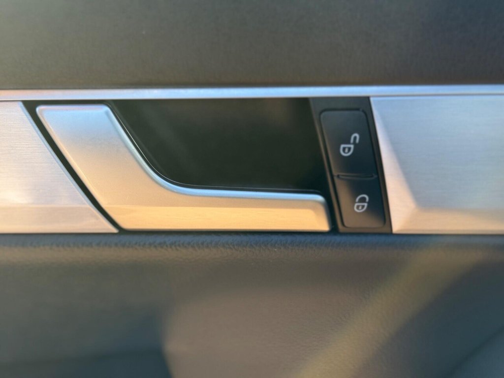 Used Mercedes-Benz C Class 2012 for sale - 77100963: Photo 26