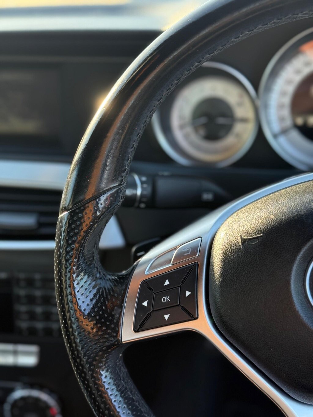 Used Mercedes-Benz C Class 2012 for sale - 77100963: Photo 35