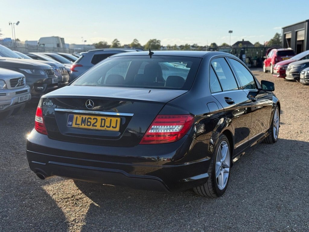 Used Mercedes-Benz C Class 2012 for sale - 77100963: Photo 9