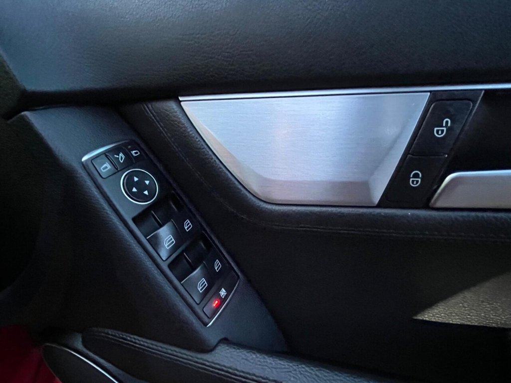 Used Mercedes-Benz C Class 2012 for sale - 76941598: Photo 40