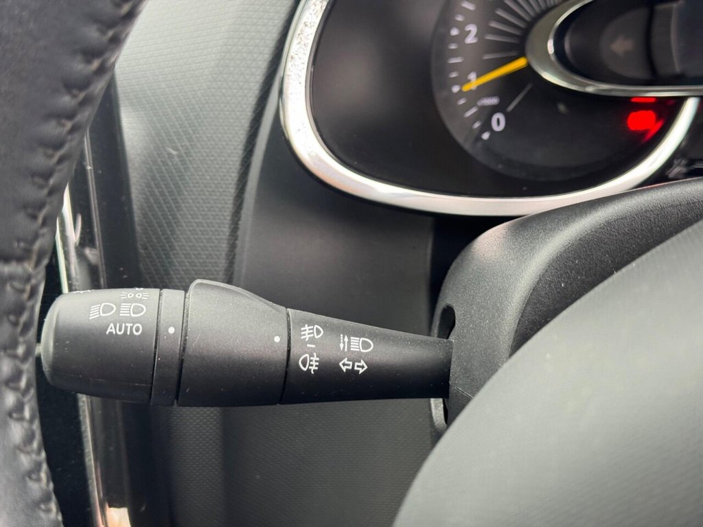Used Renault Clio 2014 for sale - 77172055: Photo 24