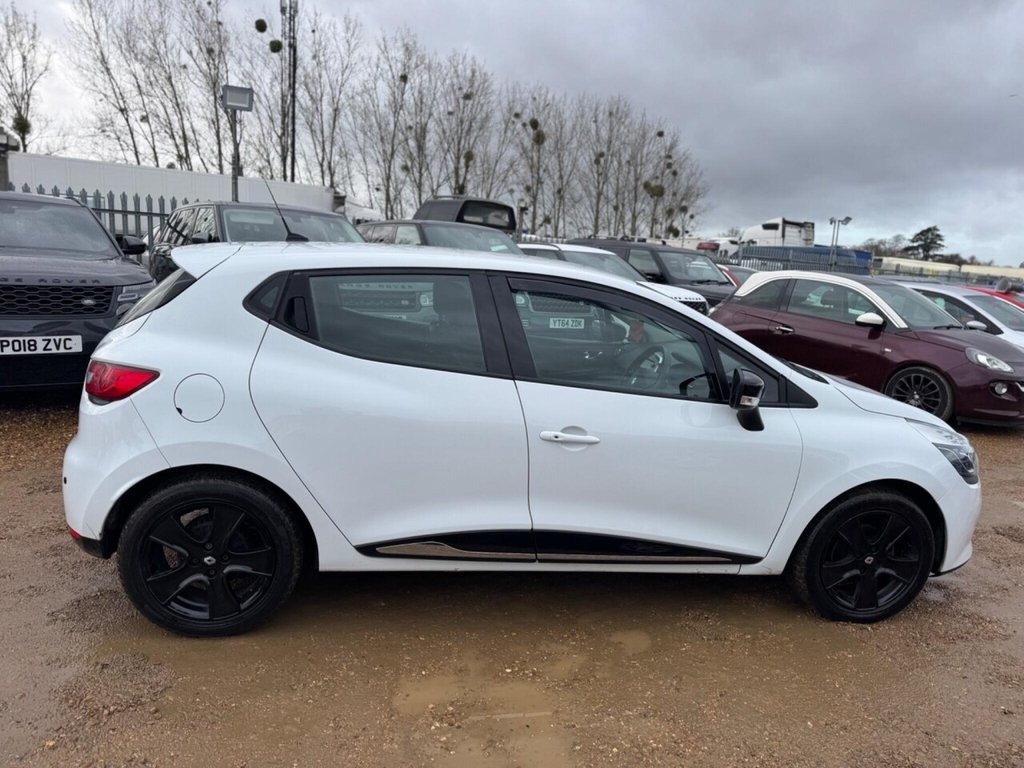 Used Renault Clio 2014 for sale - 77172055: Photo 33