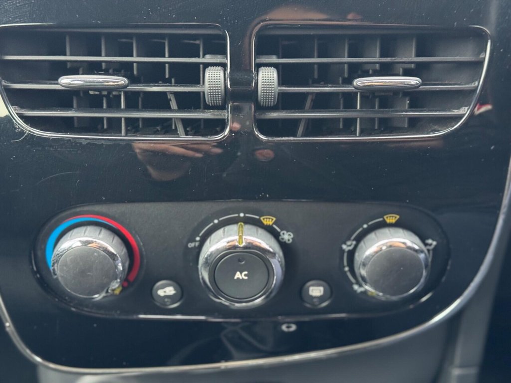 Used Renault Clio 2014 for sale - 77172055: Photo 46