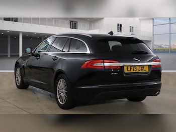 Used Jaguar XF 2013 for sale - 76486996: Photo