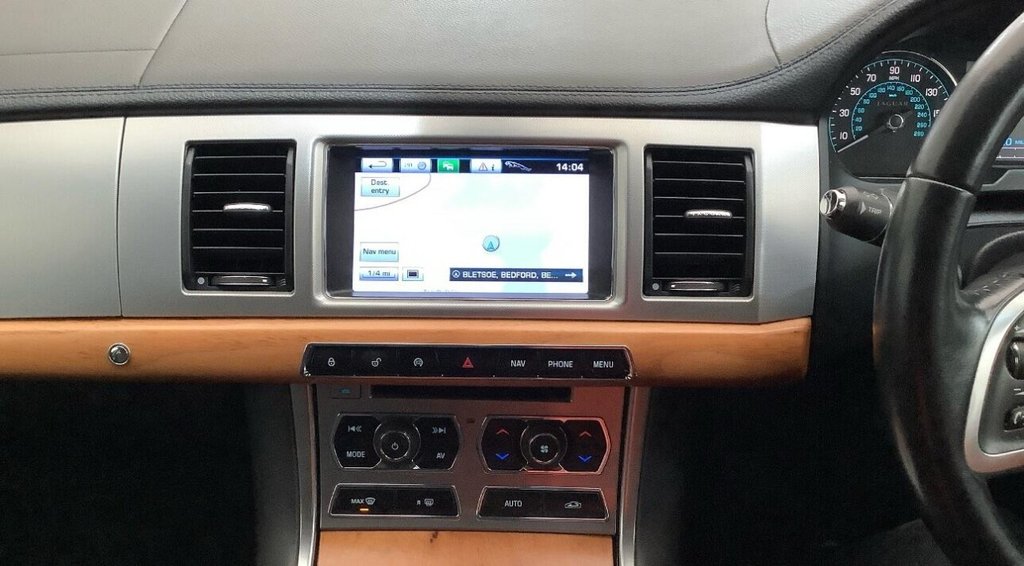 Used Jaguar XF 2013 for sale - 76486996: Photo 8