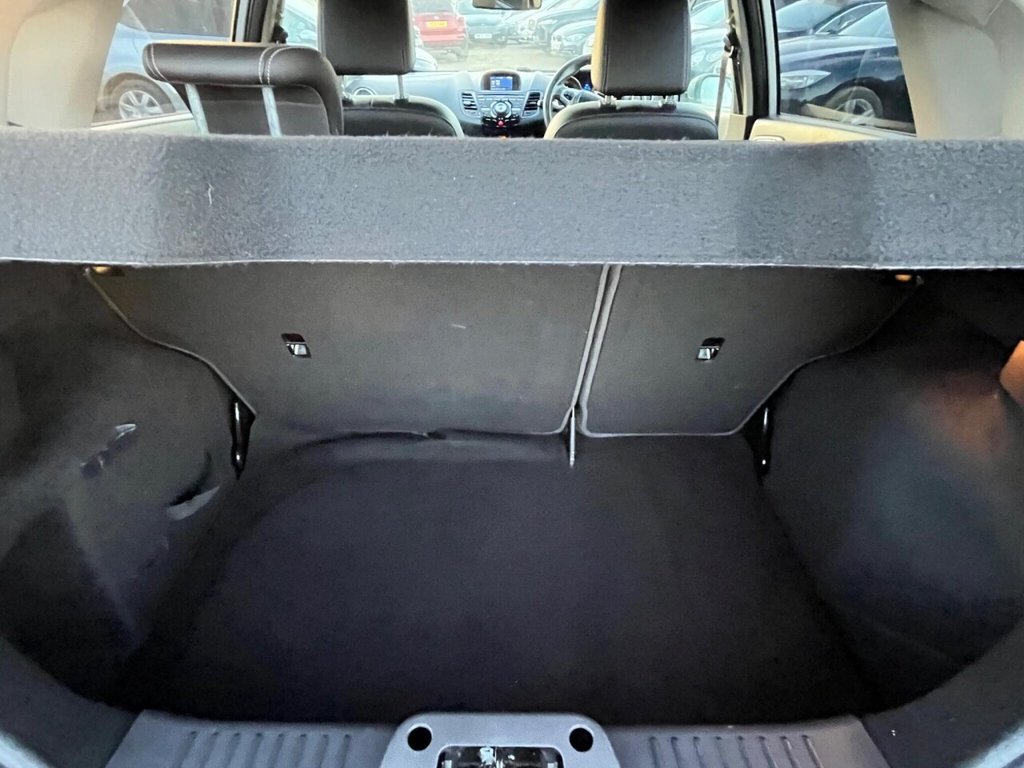 Used Ford Fiesta 2013 for sale - 77734325: Photo 29