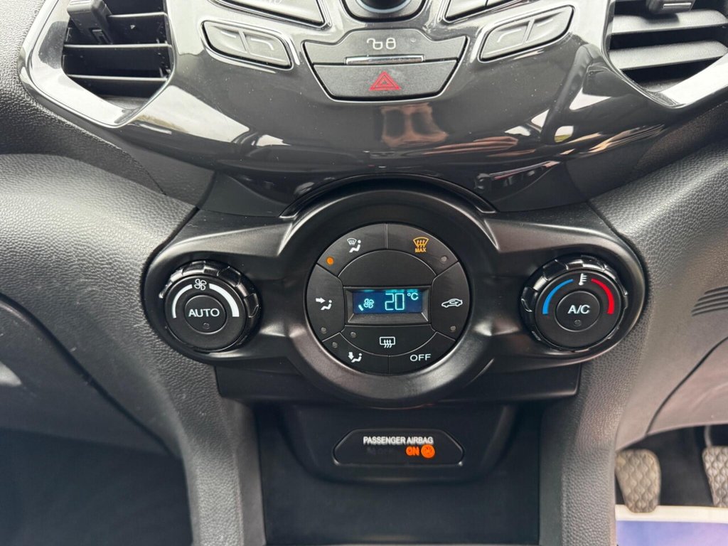 Used Ford Ecosport 2015 for sale - 77898948: Photo 26