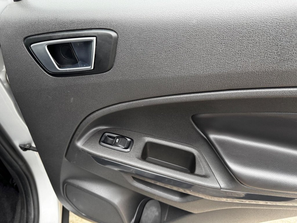 Used Ford Ecosport 2015 for sale - 77898948: Photo 42
