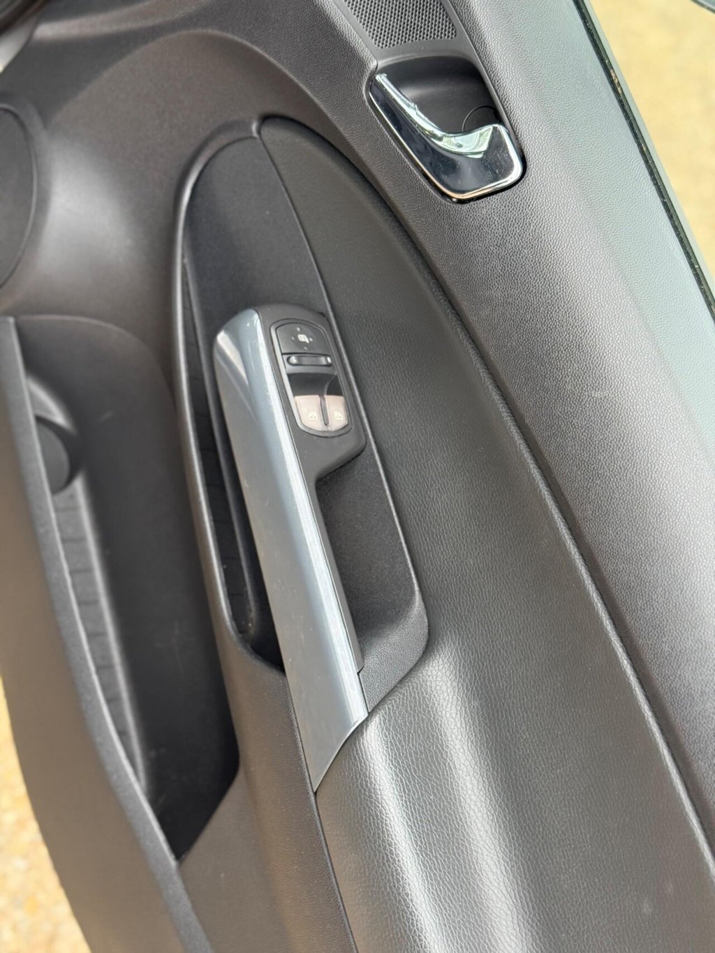 Used Vauxhall Corsa 2012 for sale - 76486946: Photo 50