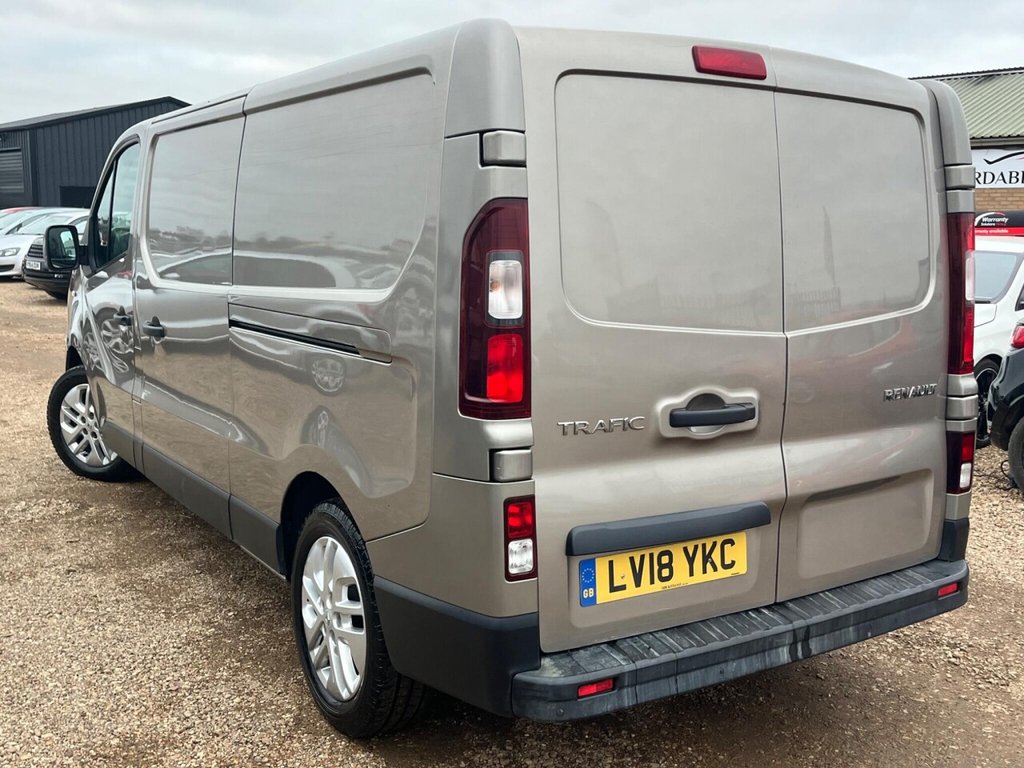 Used Renault Trafic 2018 for sale - 77067554: Photo 10