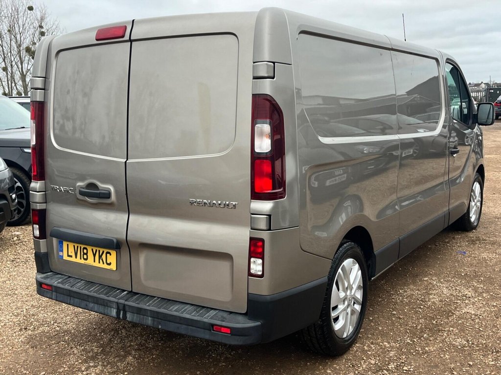 Used Renault Trafic 2018 for sale - 77067554: Photo 15