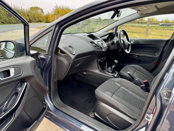 Used Ford Fiesta 2014 for sale - 76261414: Photo 40