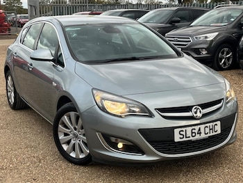 Vauxhall - Astra