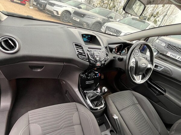 Used Ford Fiesta 2015 for sale - 76245421: Photo 9