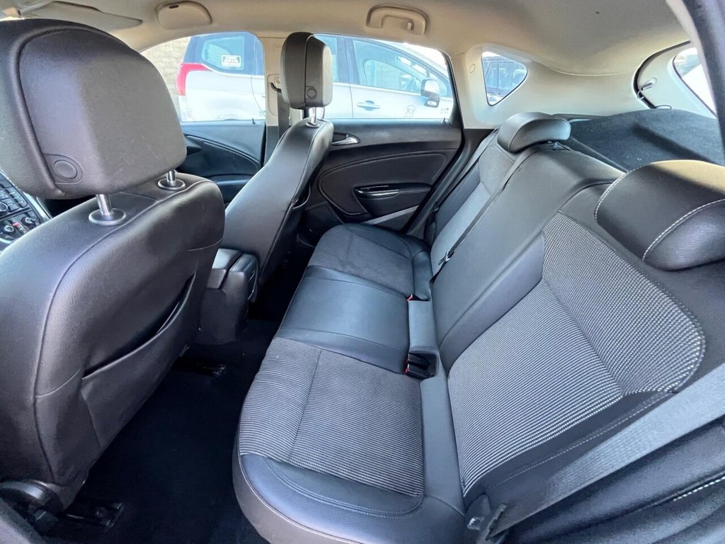 Used Vauxhall Astra 2012 for sale - 78167286: Photo 28