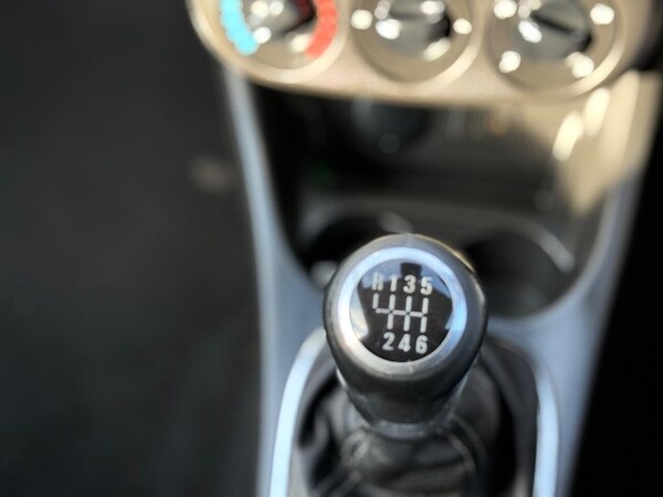 Used Vauxhall Corsa 2015 for sale - 75321024: Photo 10