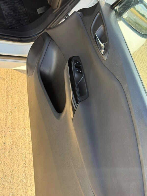 Used Vauxhall Corsa 2015 for sale - 75321024: Photo 27