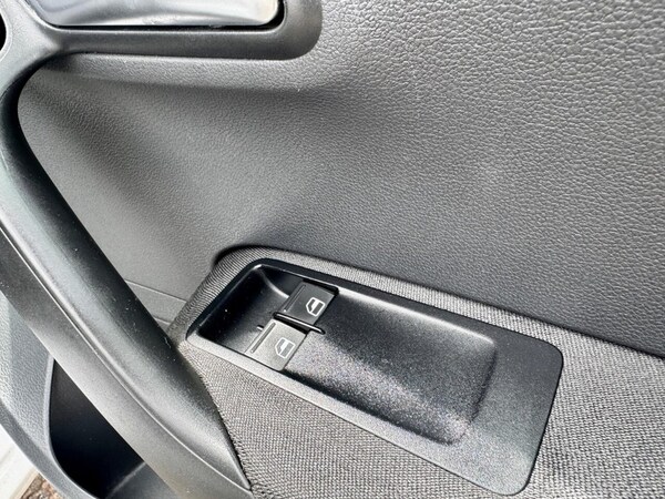 Used Volkswagen Polo 2012 for sale - 75194494: Photo 37