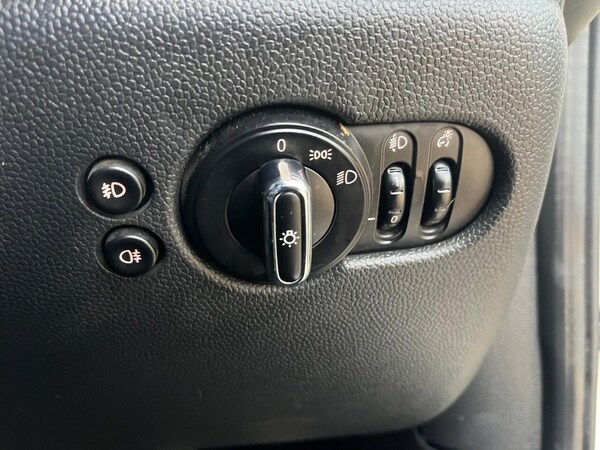 Used MINI Hatch 2017 for sale - 75136308: Photo 32