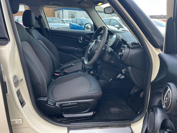 Used MINI Hatch 2017 for sale - 75136308: Photo 8