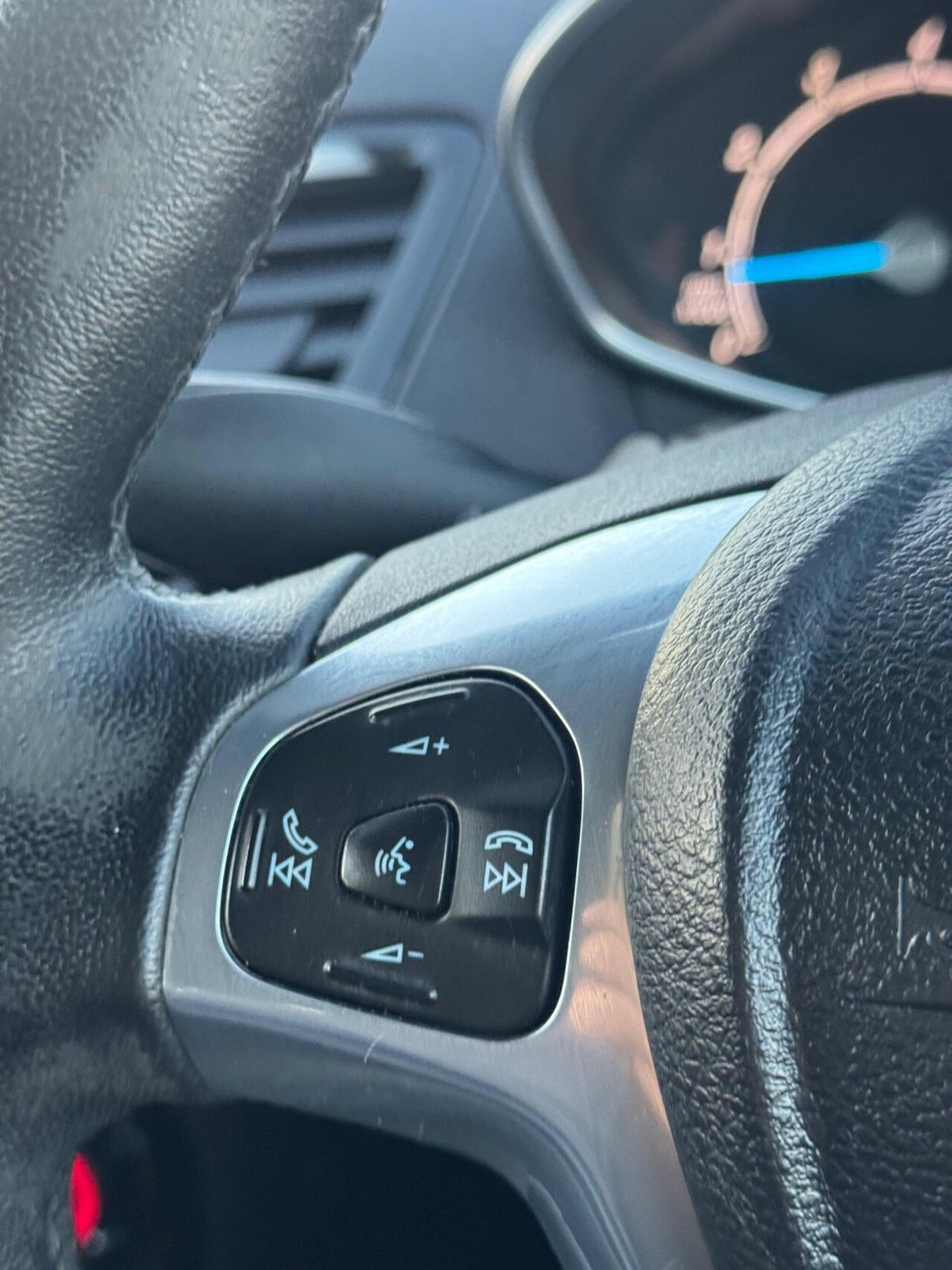 Used Ford Fiesta 2013 for sale - 76797778: Photo 28