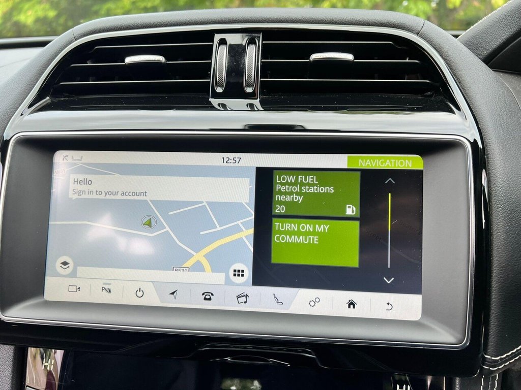 Used Jaguar F-Pace 2019 for sale - 75765606: Photo 39