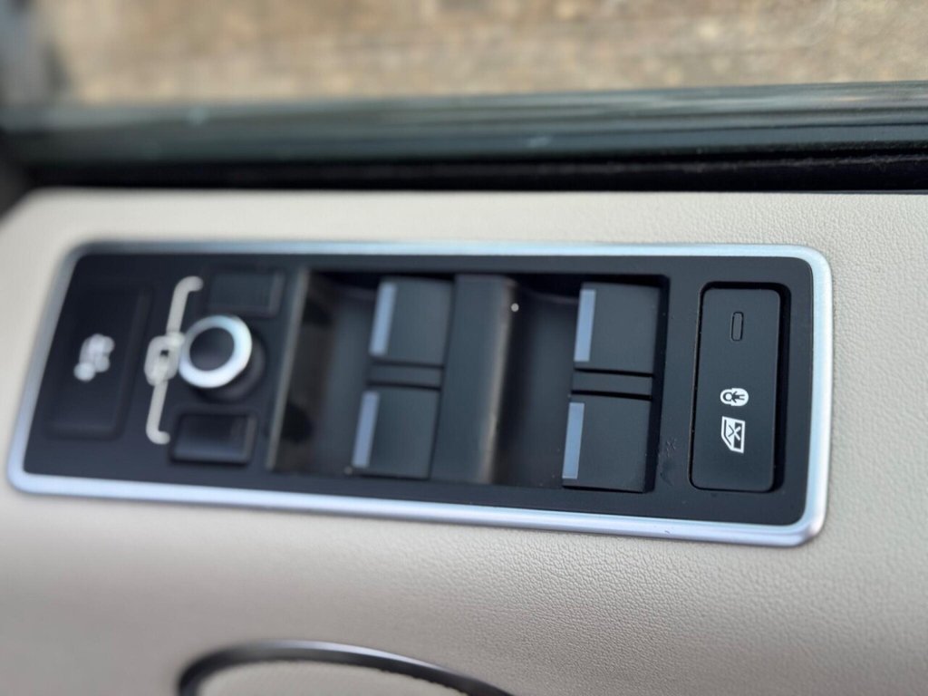 Used Land Rover Range Rover 2017 for sale - 77050803: Photo 32