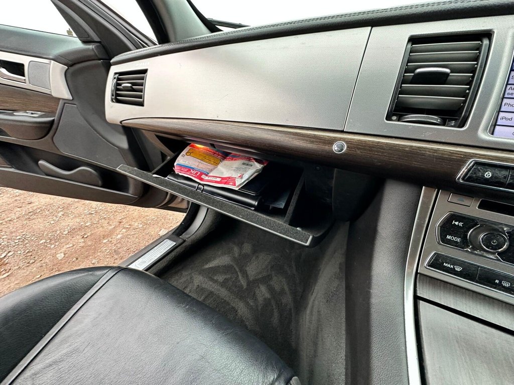 Used Jaguar XF 2012 for sale - 77067549: Photo 14