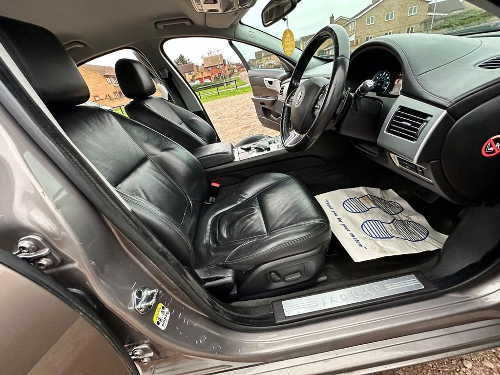 Used Jaguar XF 2012 for sale - 77067549: Photo 17