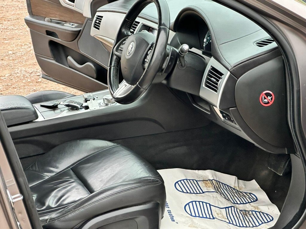 Used Jaguar XF 2012 for sale - 77067549: Photo 18