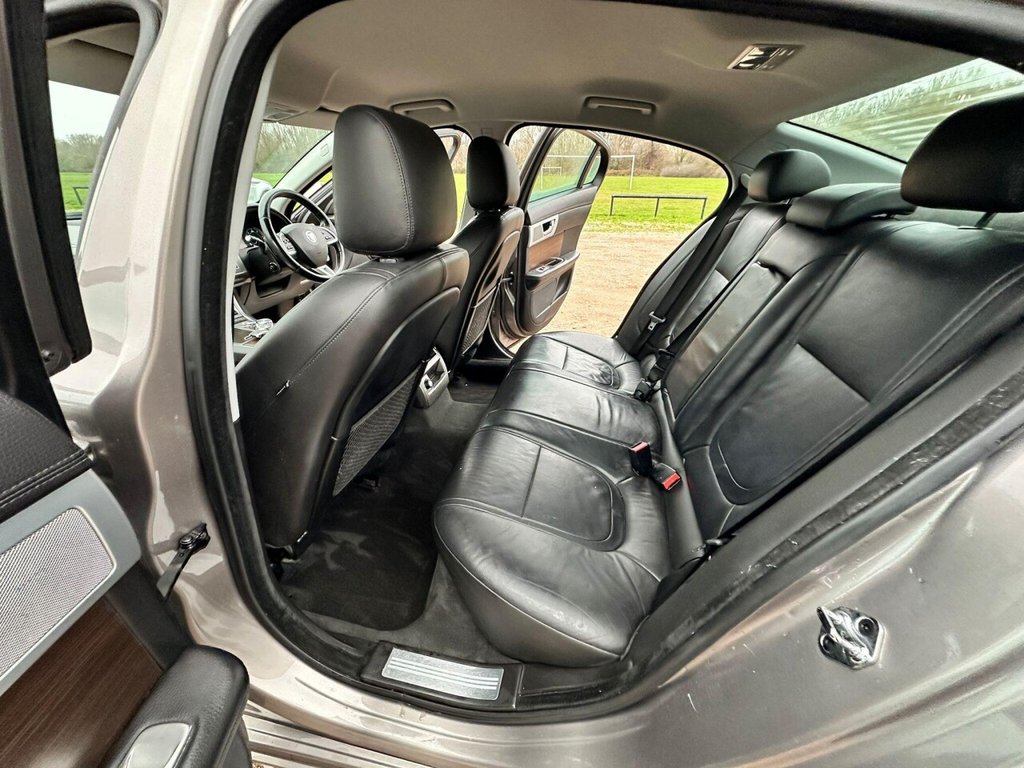 Used Jaguar XF 2012 for sale - 77067549: Photo 20