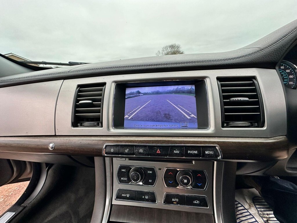 Used Jaguar XF 2012 for sale - 77067549: Photo 25