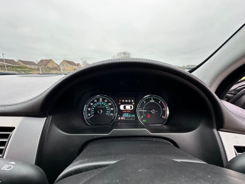 Used Jaguar XF 2012 for sale - 77067549: Photo 27