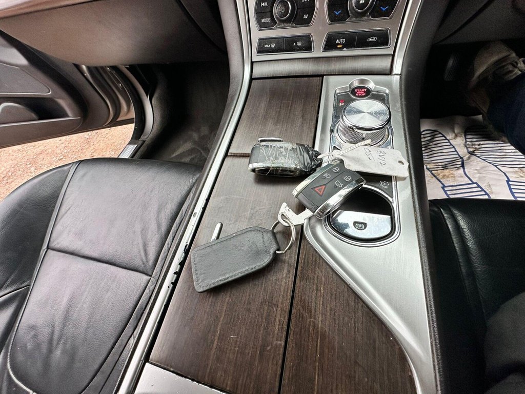 Used Jaguar XF 2012 for sale - 77067549: Photo 32