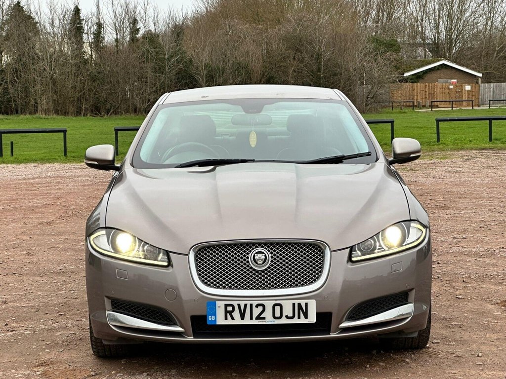 Used Jaguar XF 2012 for sale - 77067549: Photo 6