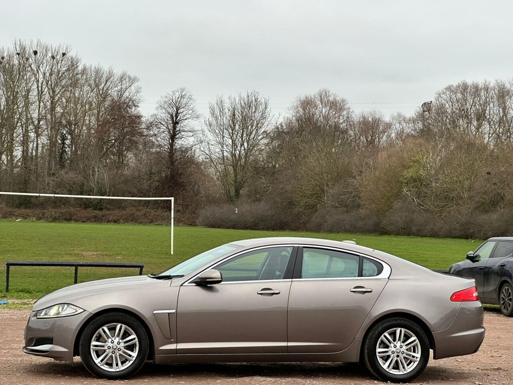Used Jaguar XF 2012 for sale - 77067549: Photo 8
