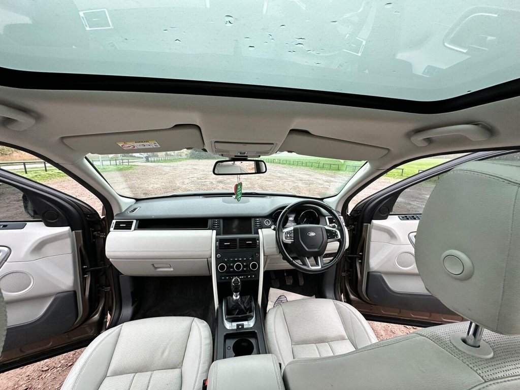 Used Land Rover Discovery Sport 2015 for sale - 76610320: Photo 13