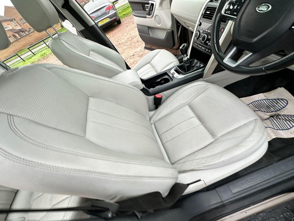 Used Land Rover Discovery Sport 2015 for sale - 76610320: Photo 33
