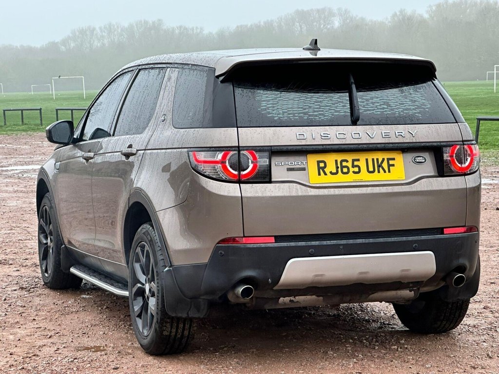 Used Land Rover Discovery Sport 2015 for sale - 76610320: Photo 4