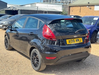 Used Ford Fiesta 2016 for sale - 78749689: Photo
