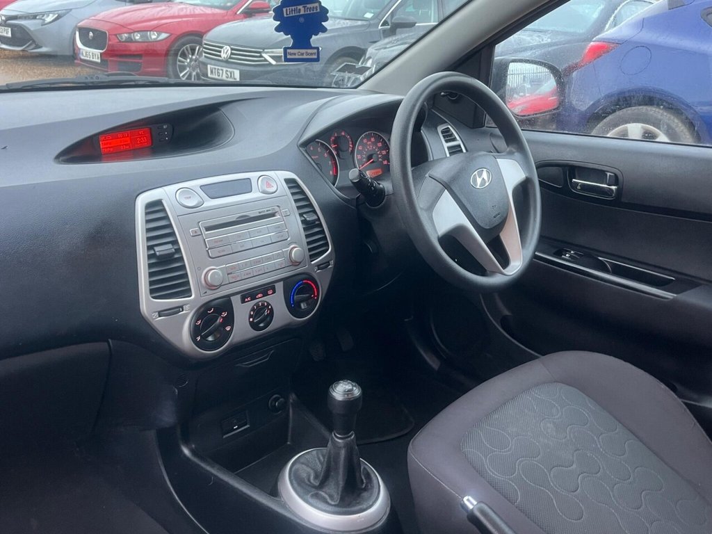 Used Hyundai i20 2010 for sale - 77470486: Photo 12