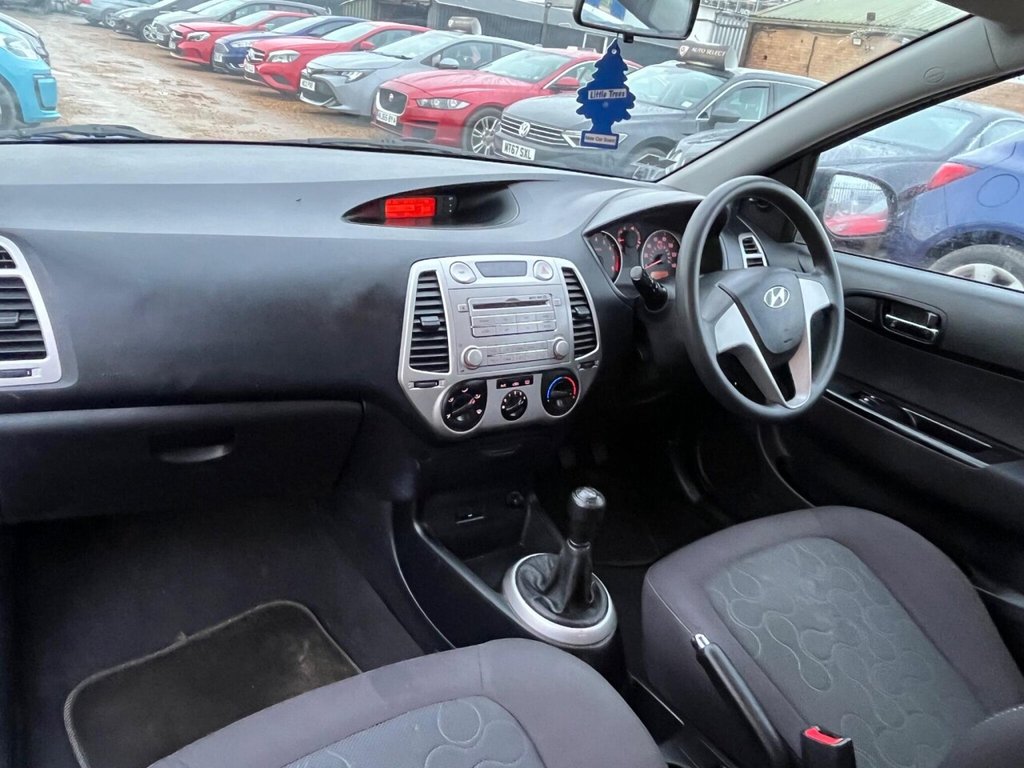 Used Hyundai i20 2010 for sale - 77470486: Photo 13