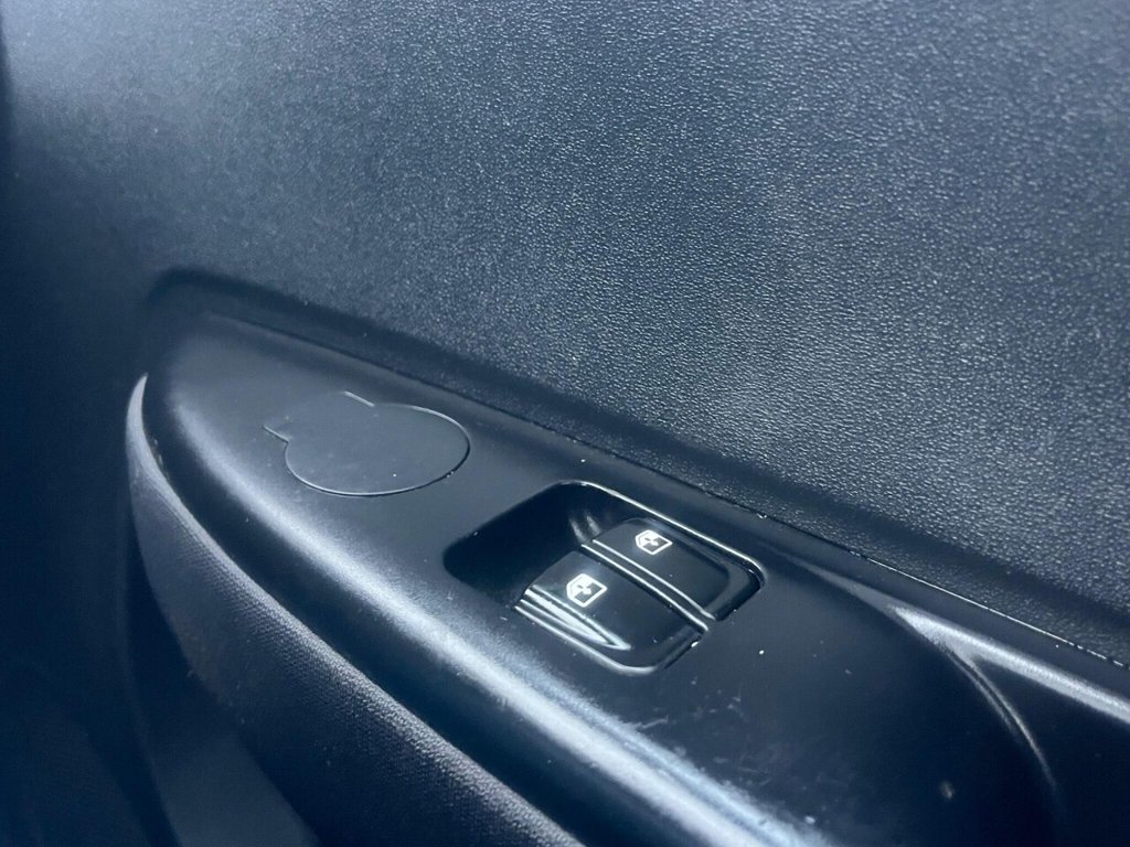 Used Hyundai i20 2010 for sale - 77470486: Photo 9