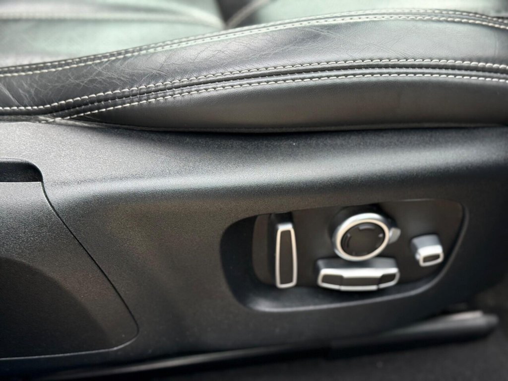 Used Land Rover Range Rover Velar 2018 for sale - 76406471: Photo 27