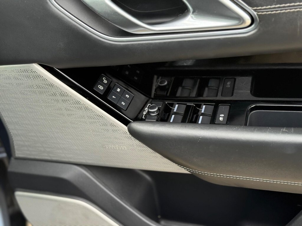 Used Land Rover Range Rover Velar 2018 for sale - 76406471: Photo 38