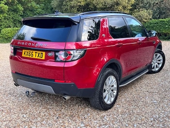 Used Land Rover Discovery Sport 2015 for sale - 78418381: Photo