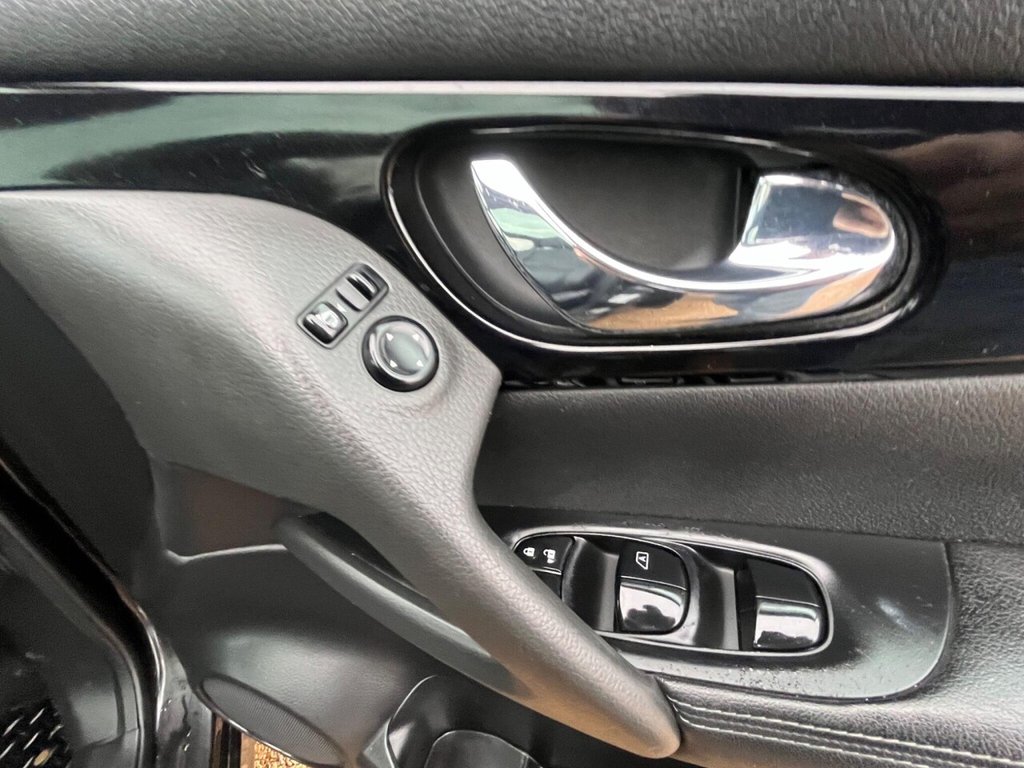 Used Nissan Qashqai 2016 for sale - 77065097: Photo 35