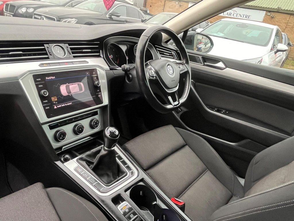 Used Volkswagen Passat 2017 for sale - 77799812: Photo 24